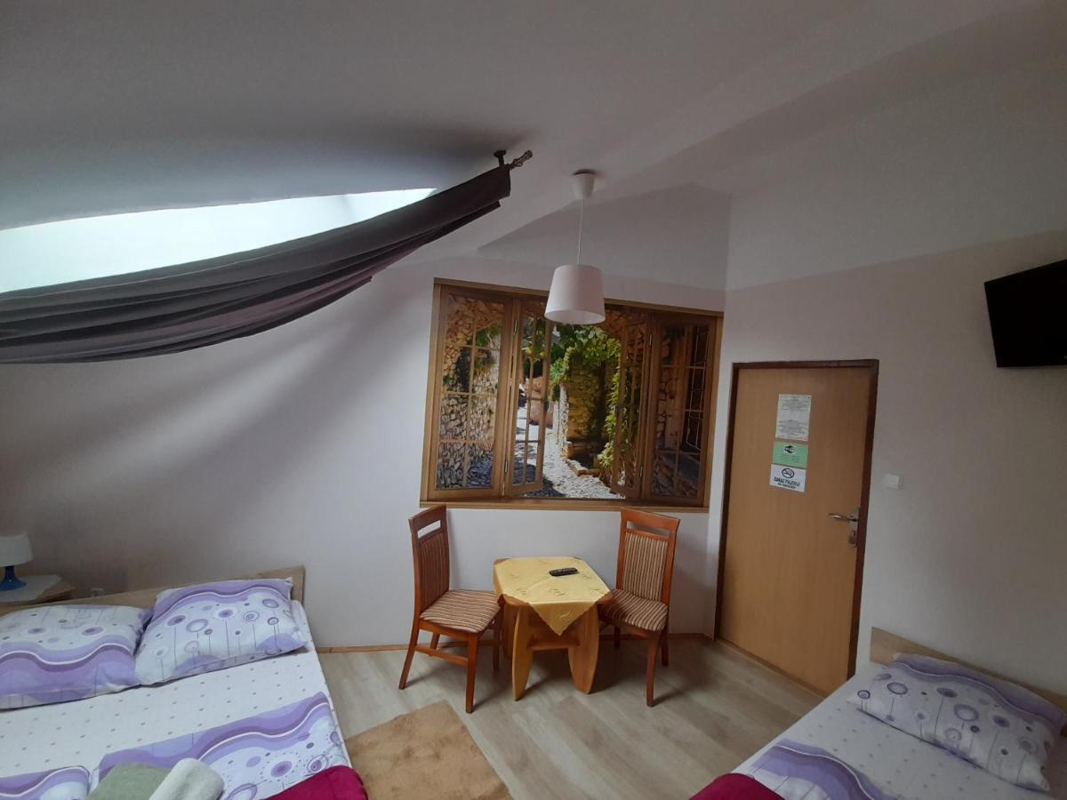 Green Hostel Красков Екстериор снимка